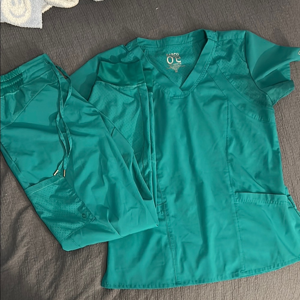 Barco One Teal Medical Scrub Set